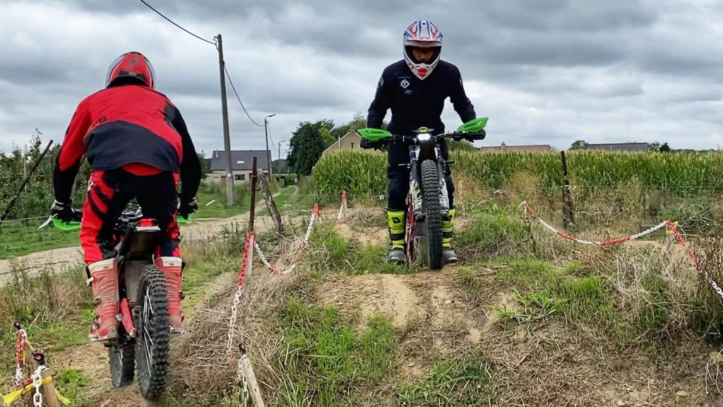 elektirsch offroad rijden E-Training Sur-ron Endurofun 15